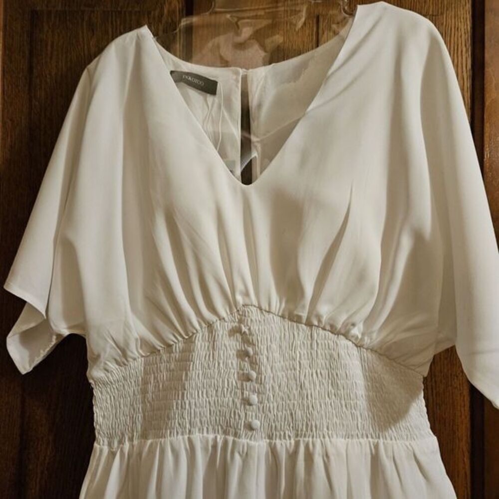 Dokotoo White Smocked Romper Boho Flutter Sleeve One Piece Shorts Sz Large NWT - Picture 5 of 9